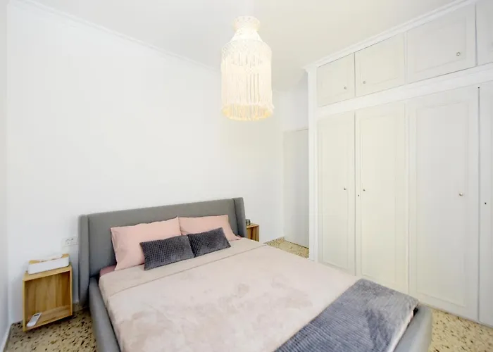 Naya Rhodes * イキソス