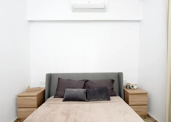 アパート Naya Rhodes *